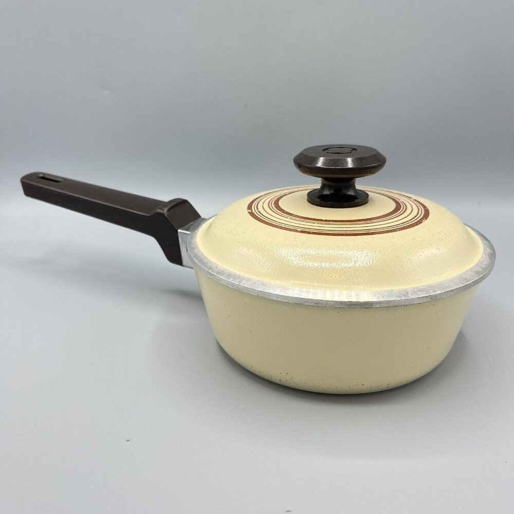 Vintage 1 Qt. Club Cast Aluminum Sauce Pan Beige Pot & Brown Stripe Rings Lid